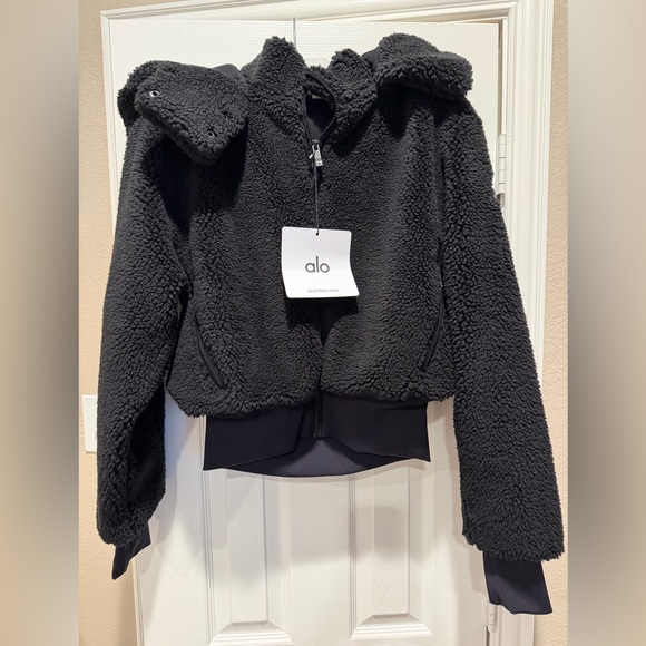 ALO Yoga Black Teddy Jacket - Picture 5 of 8